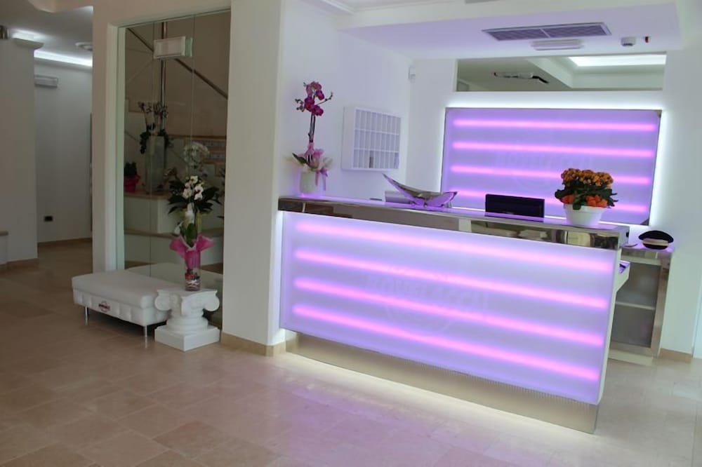 PARADISO HOTEL BOVELACCI 11/68