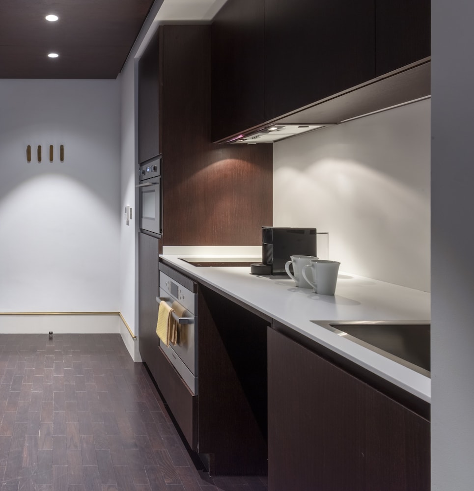 The Moorgate 10/46