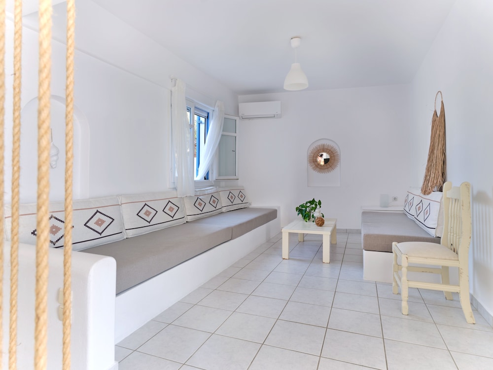 Cleopatra Homes 12/50