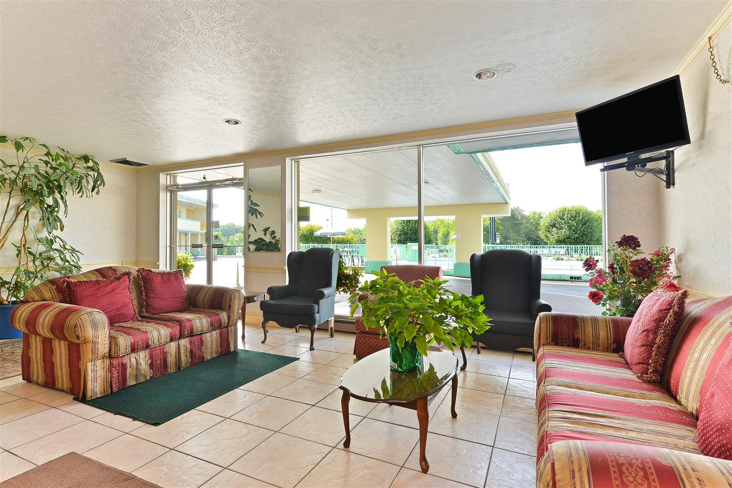 Americas Best Value Inn & Suites - South Boston 4/5