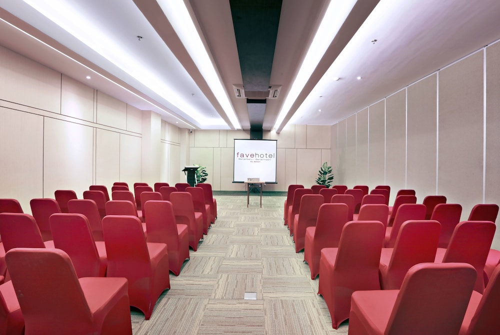 fave plus hotel Banjarbaru 33/39
