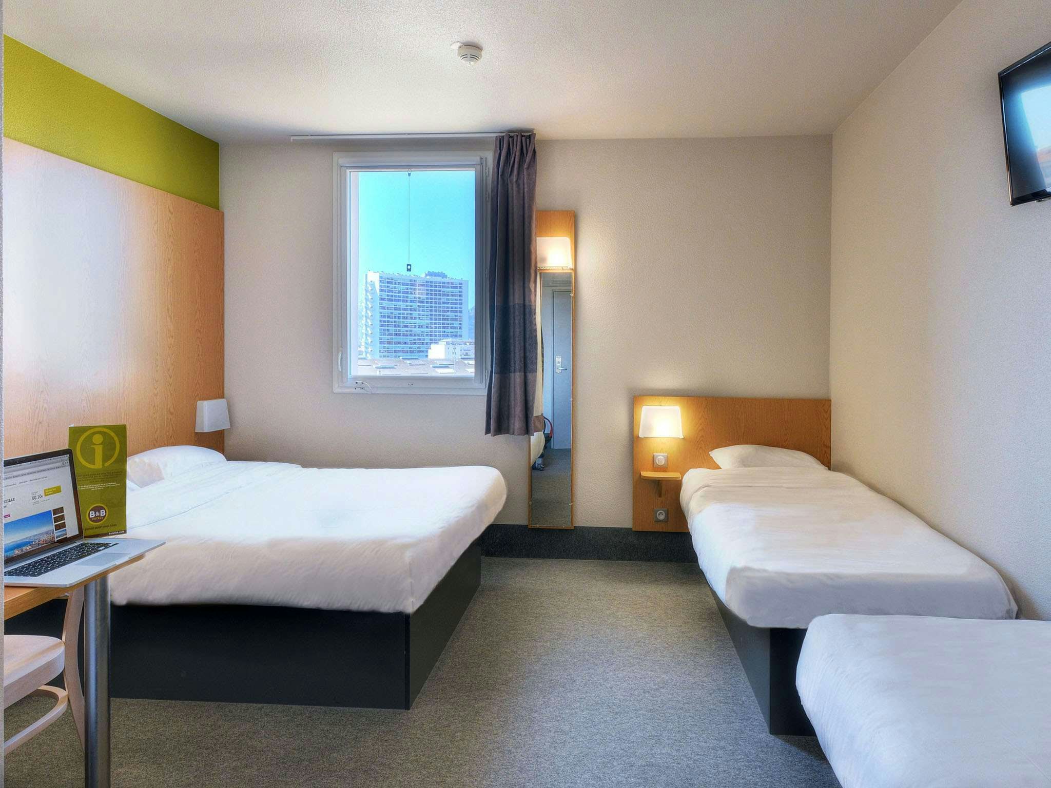 B&B Hotel Marseille Prado Velodrome 11/24