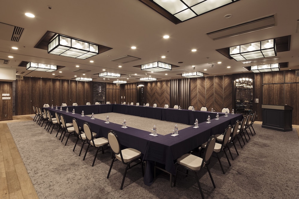Hotel the Knot Yokohama 57/59