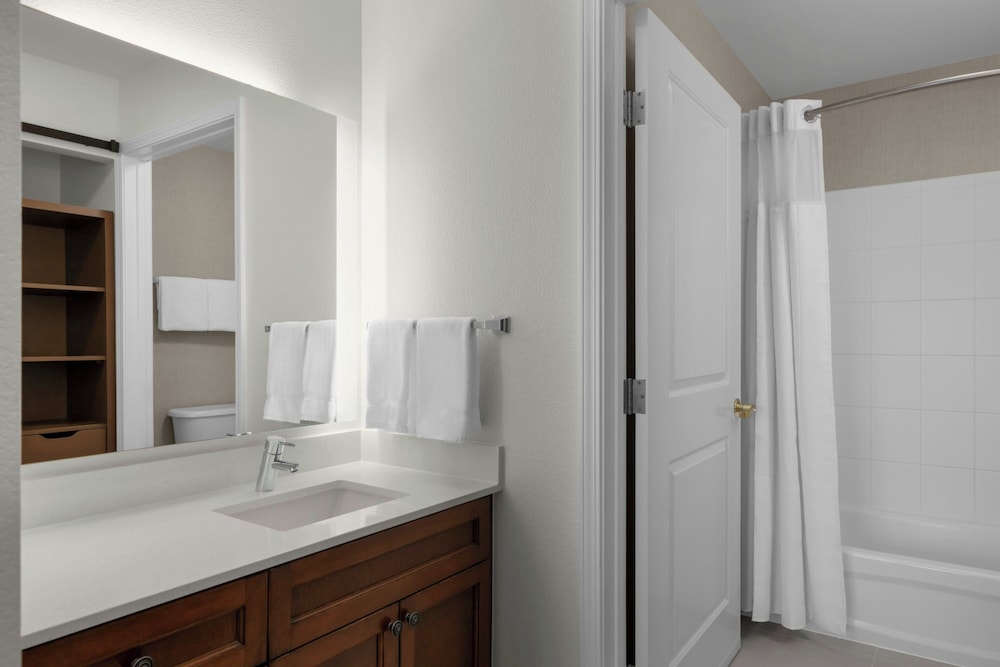 جناح بسريرين مزدوجين بغرفتي نوم، Residence Inn by Marriott Boise West 9/10