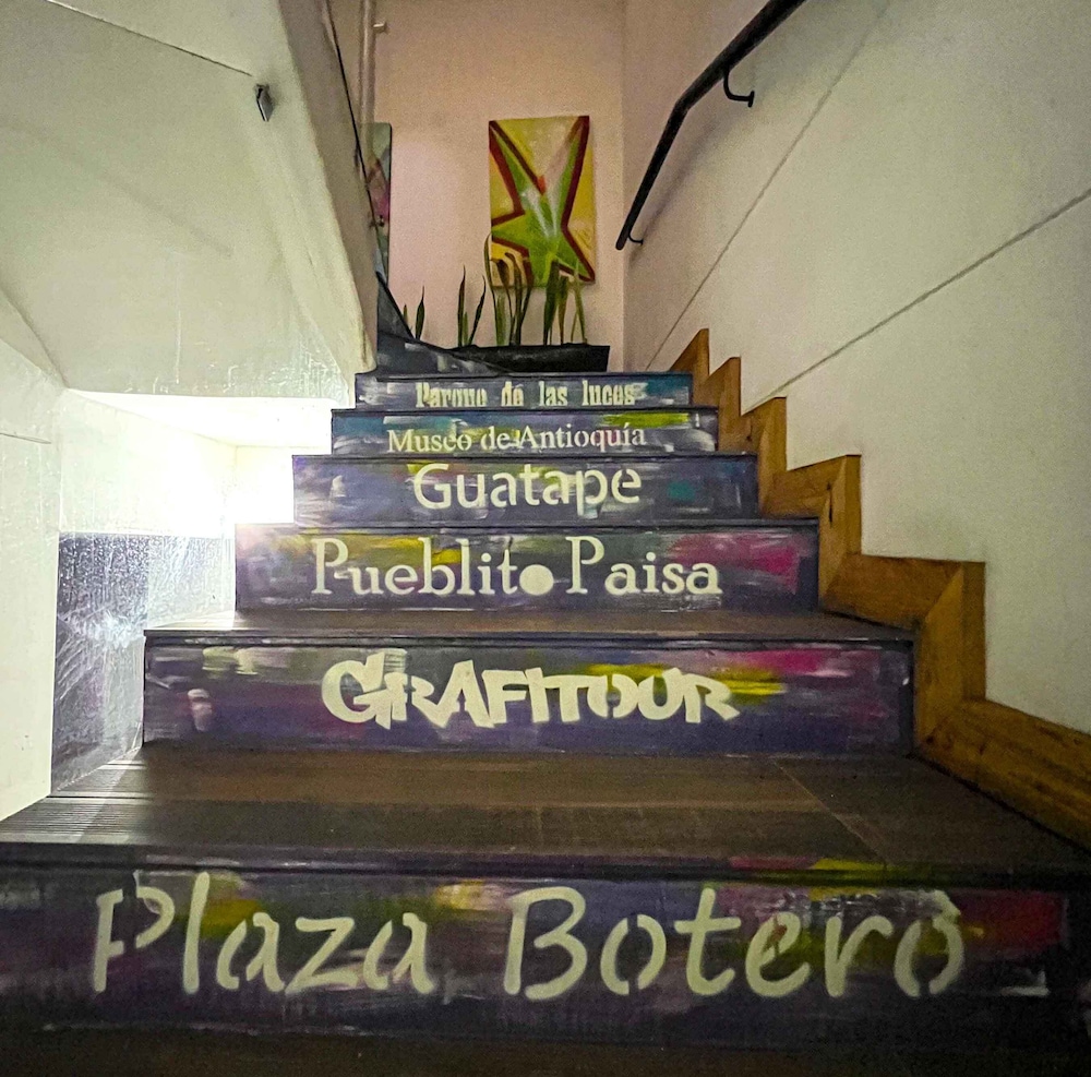 Hotel Gallery 11/49