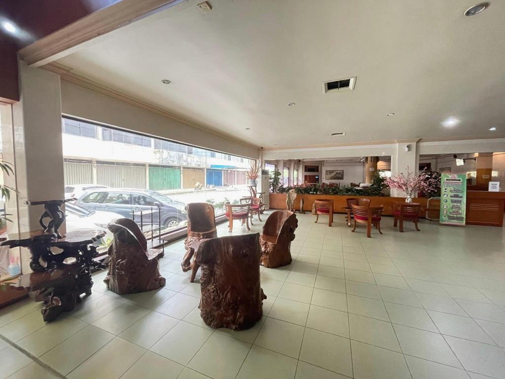 OYO 1178 Plaza Hotel Tanjung Pinang 29/50