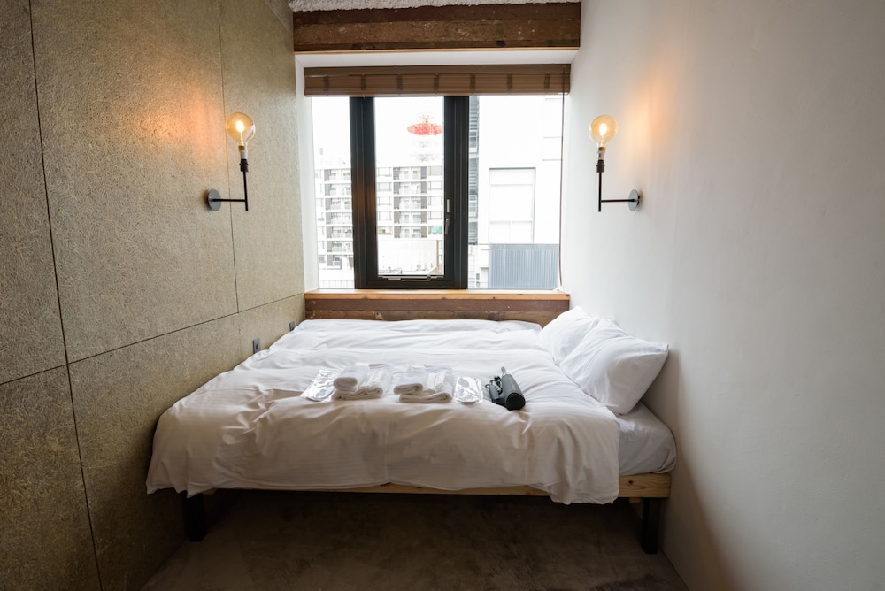 Mizuka Imaizumi 1 - Unmanned Hotel 6/39
