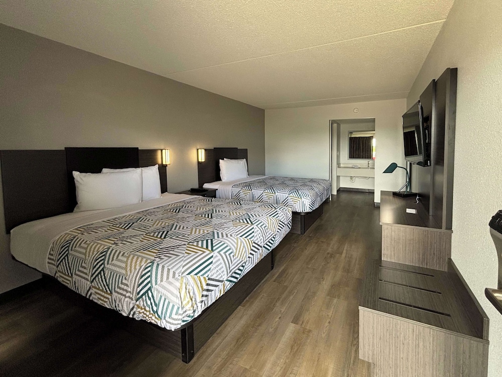 Motel6 Richmond, KY – EKU Campus Area 12/30