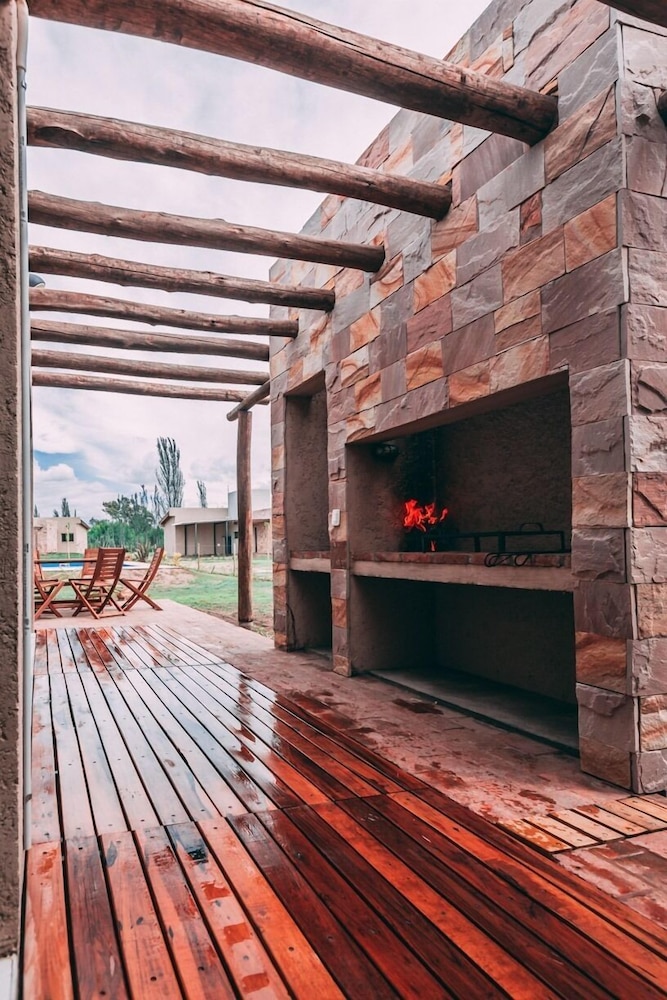 Azalea Luxury Lodge 20/50