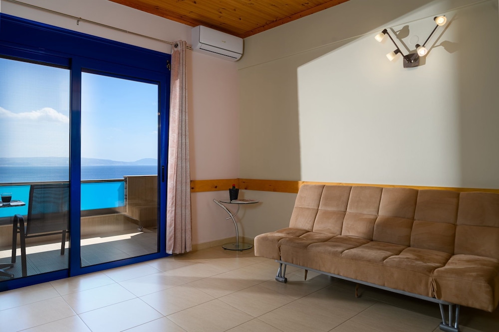Minos Boutique Hotel 29/50