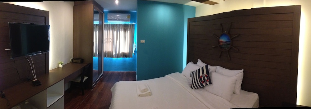 Bed by Cruise at Samakkhi-Tivanont 35/60