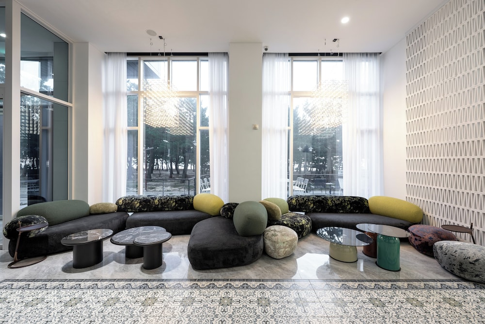 Avvio Hotel 32/50