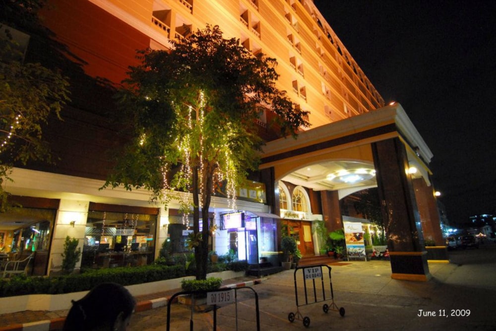 Niran Grand Hotel photo5