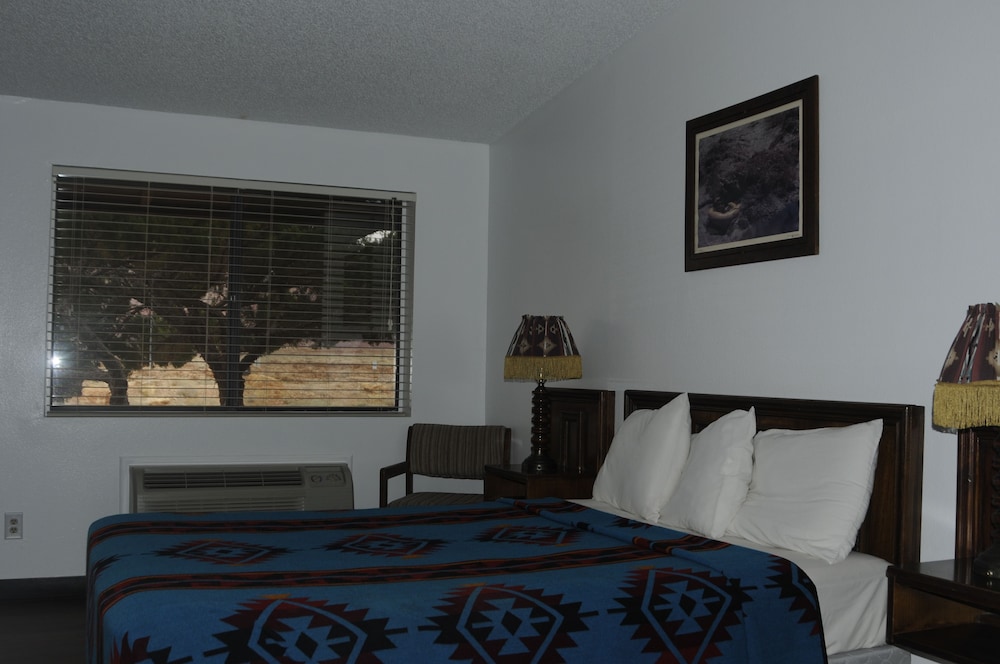 Marble Canyon Lodge 18/68