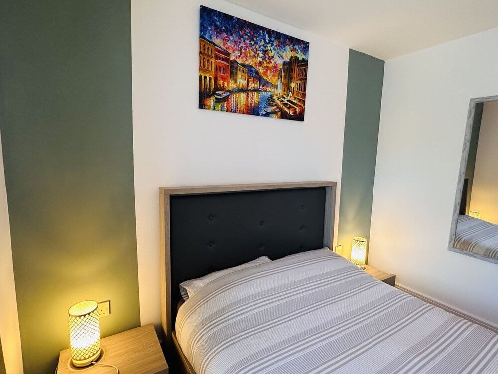 Grand Central Apartments 16/50