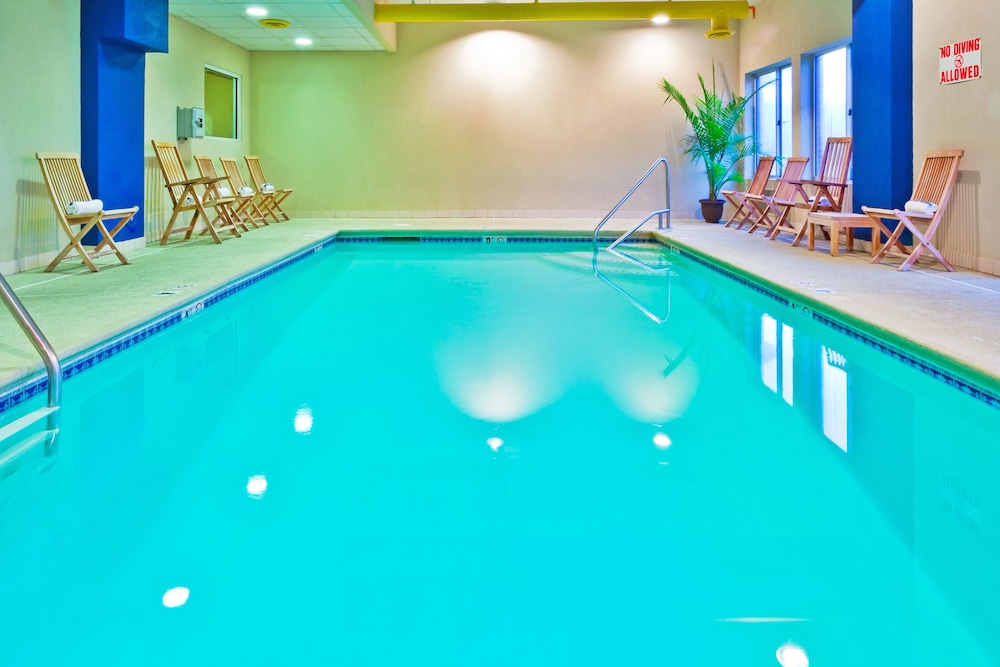 swimming pool spa