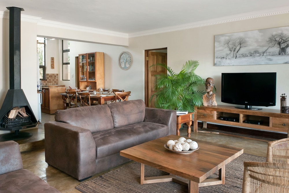 Ama Casa Self Catering Cottages 11/36