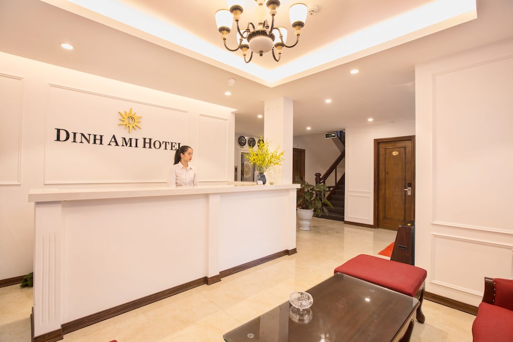 Dinh Ami Hanoi Hotel 8/63