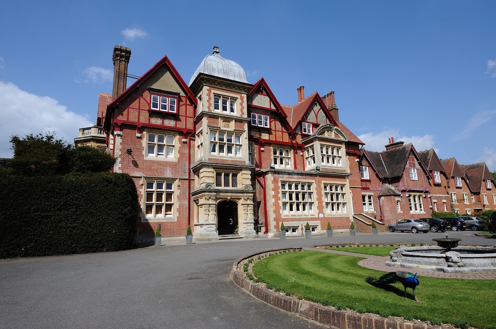 Pendley Manor 48/50