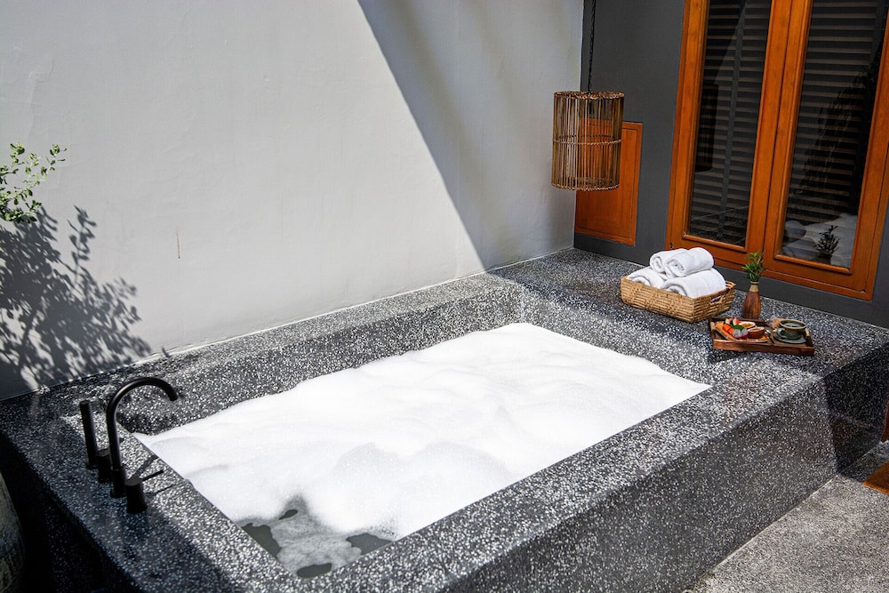Hotel Loy Chiang Mai 25/50
