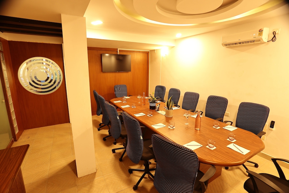 Goa Villagio Resort & Spa 43/55