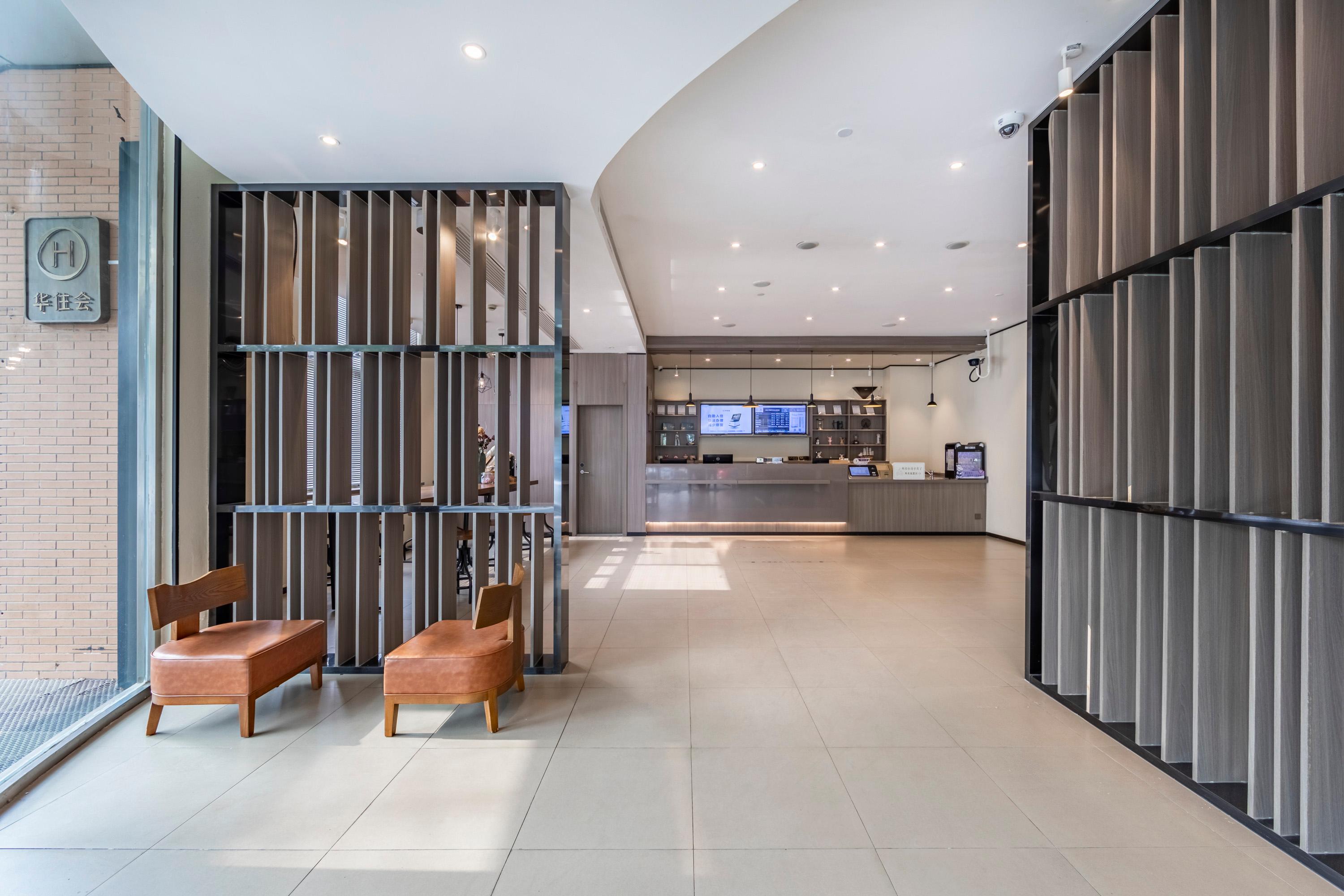 Hanting Hotel (Shanghai Caohejing Yishan Road) 23/37
