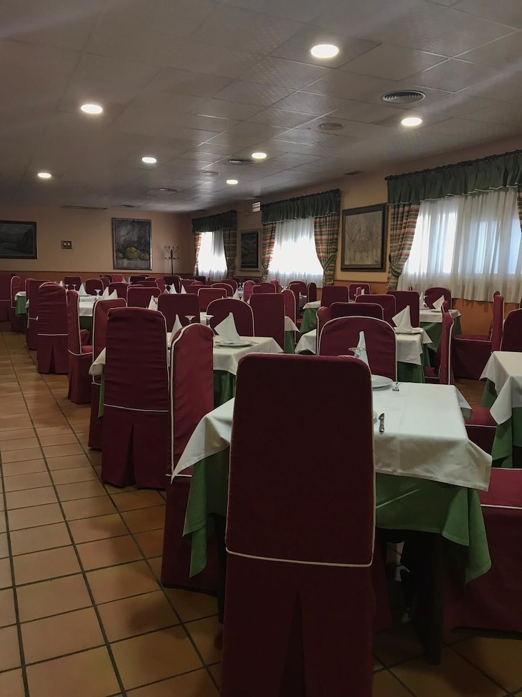Hotel Meson del moro 22/27
