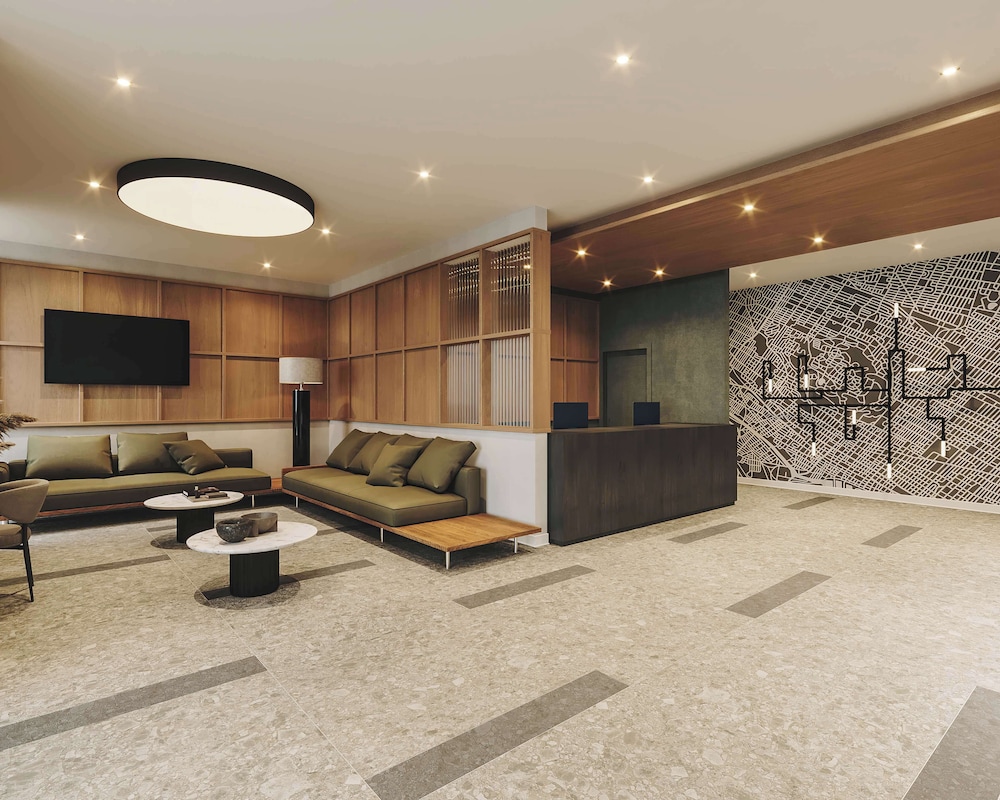 Hyatt Place Montreal Airport 8/50