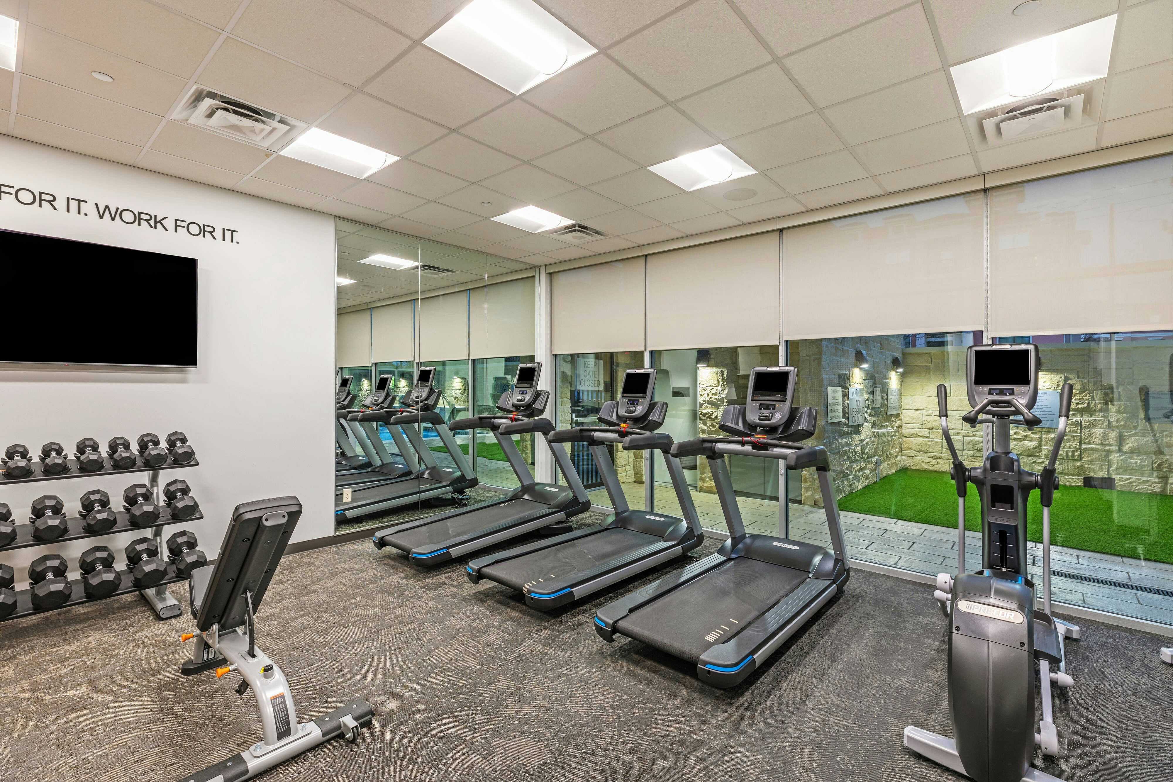 Fairfield Inn & Suites Houston Memorial City Area 6/20