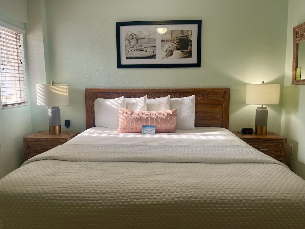 Creekside Inn Islamorada 26/45