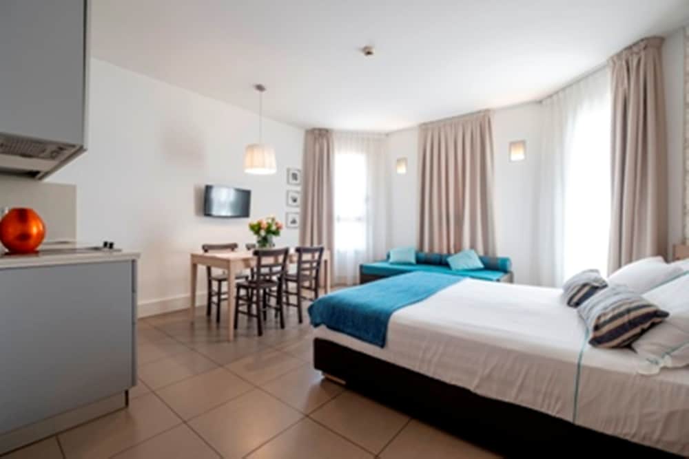 Le Rose Suite Hotel 20/43