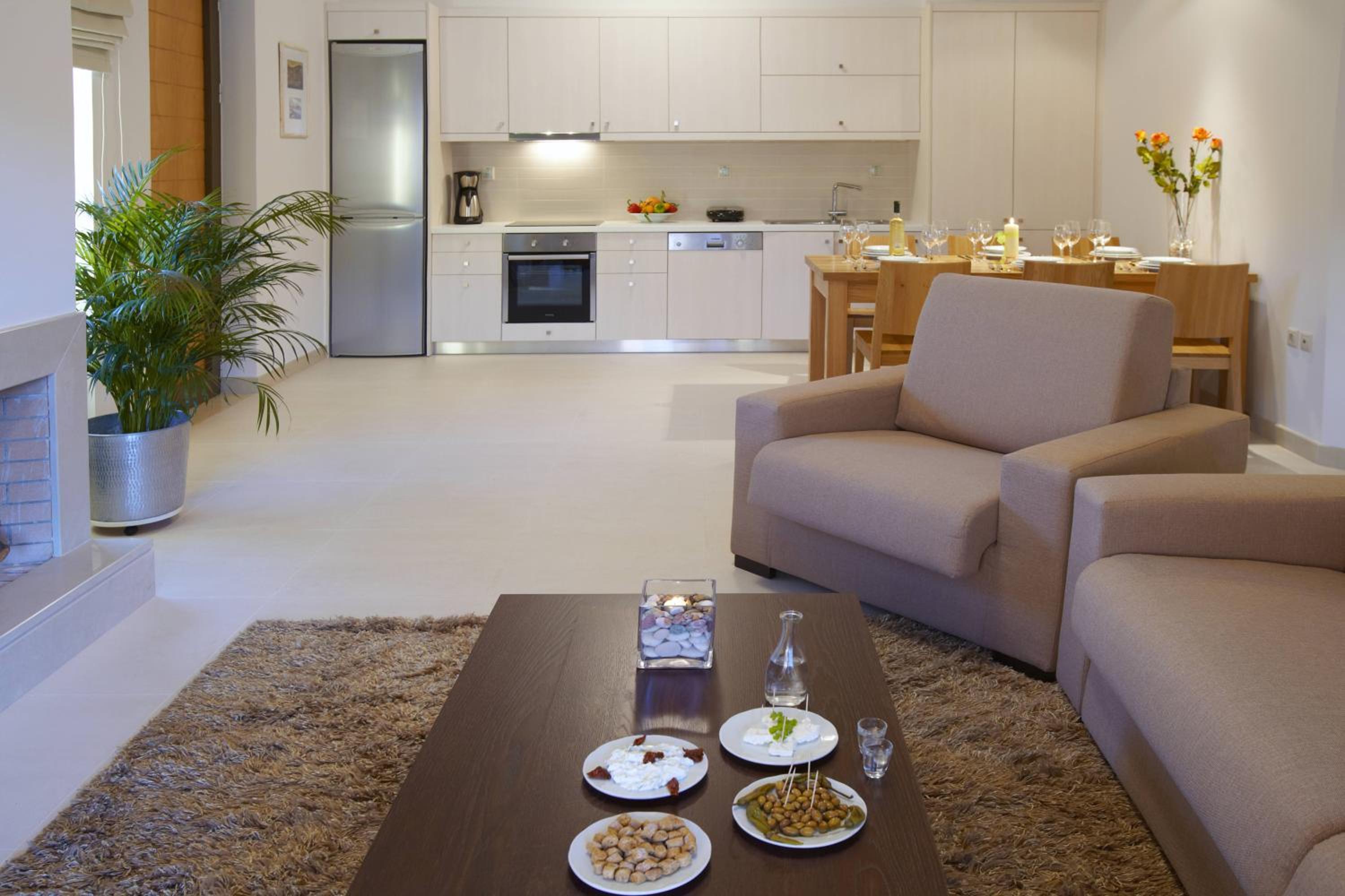 Ikia Luxury Homes Eco 10/16