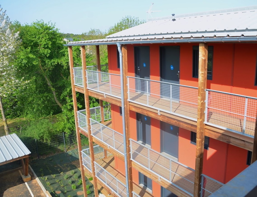 Eklo Hotels Le Mans 2/26