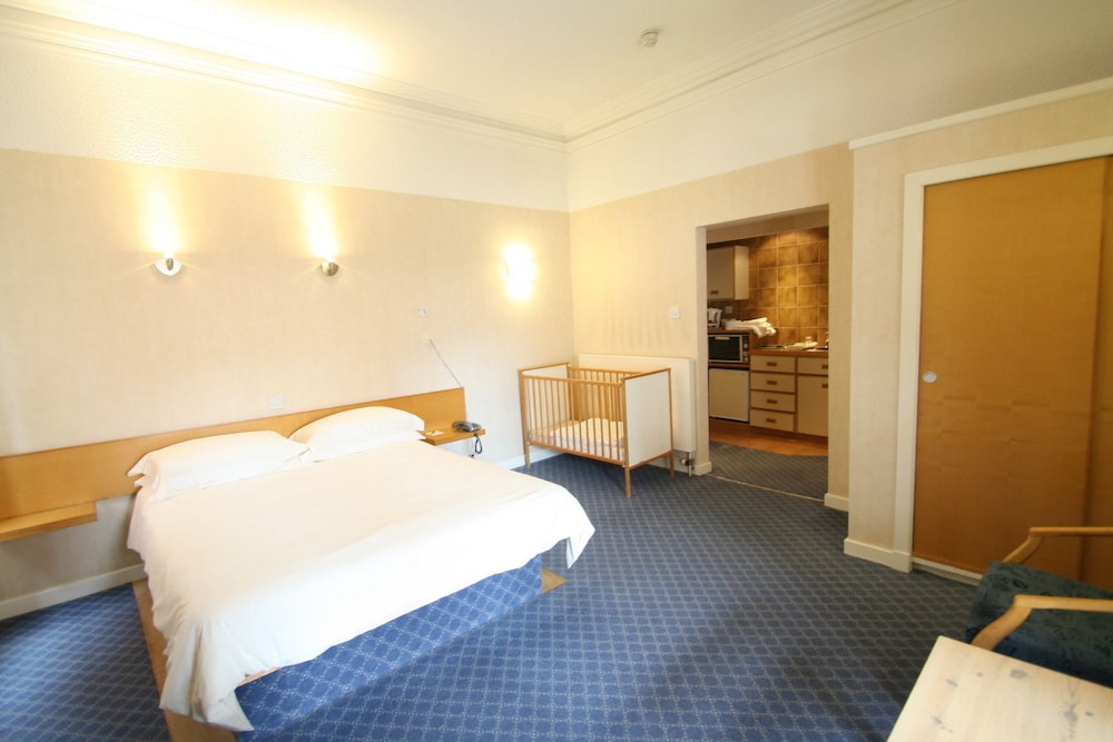 Dalmeny Resort Hotel 14/38