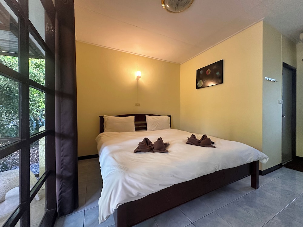 Blue Beach Resort 2/20