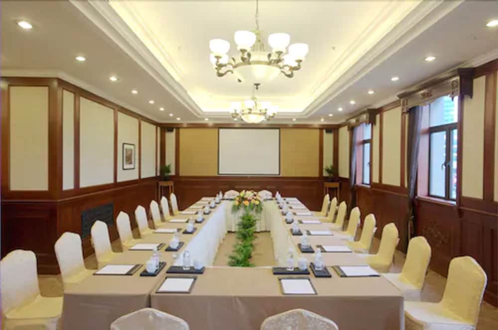 Jin Jiang Pacific Hotel Shanghai 40/49