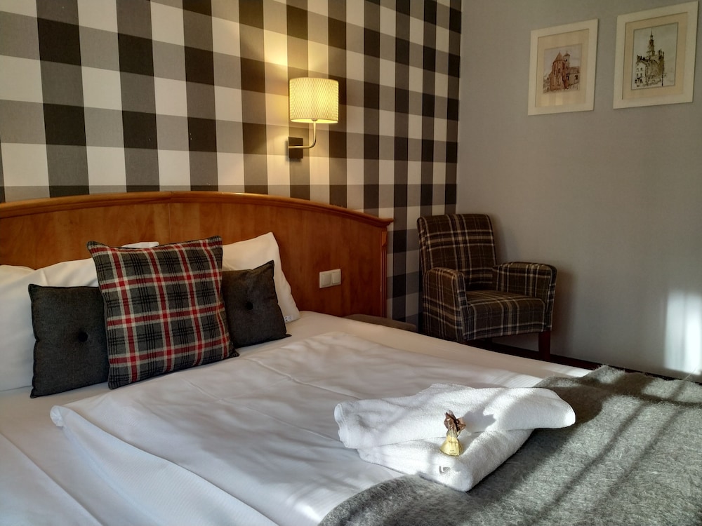 Hotel Stare Miasto Old Town 21/67