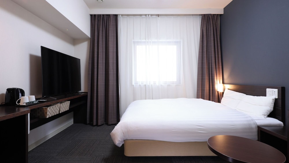 DELUXE, DOUBLE BED