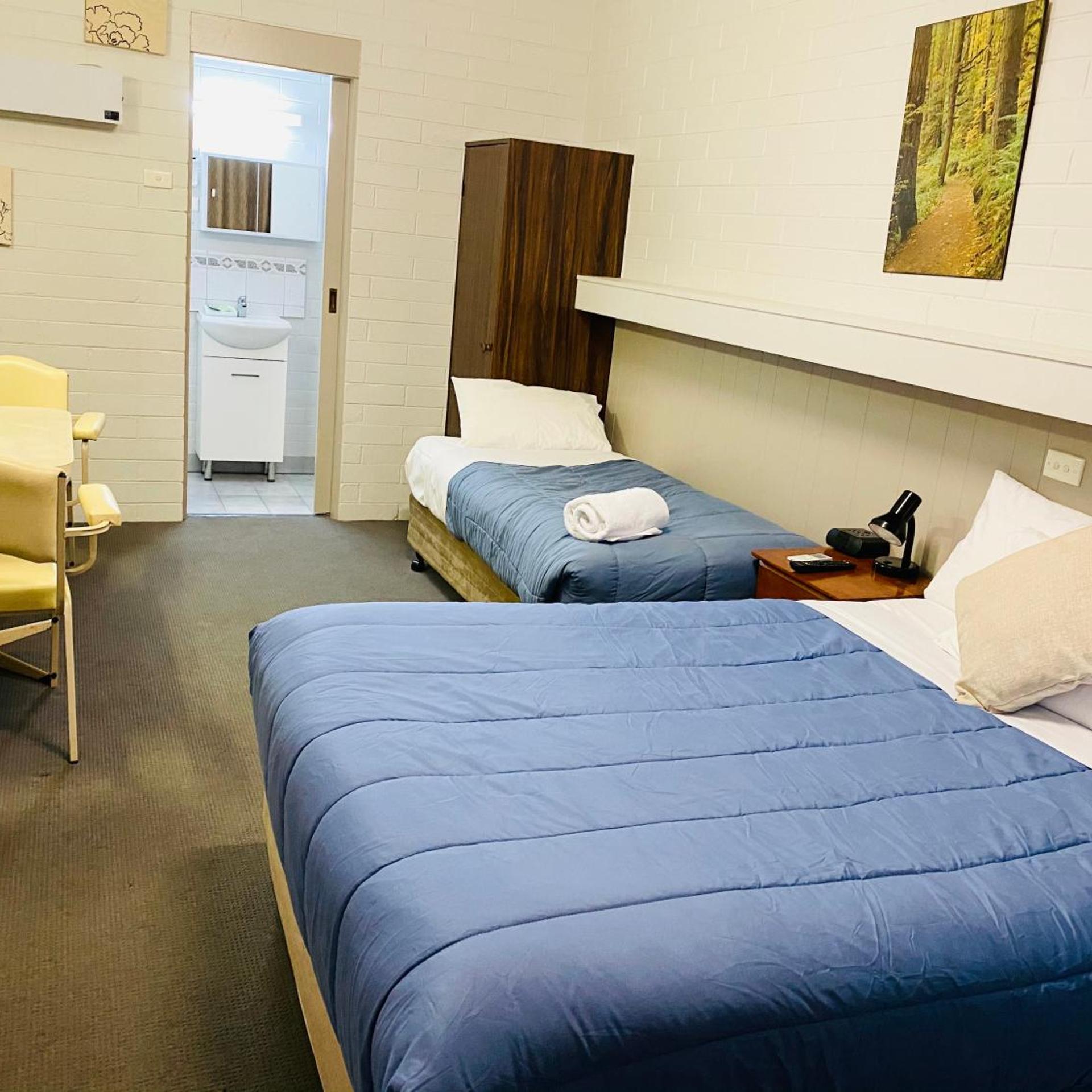 Millers Cottage Motel 6/29