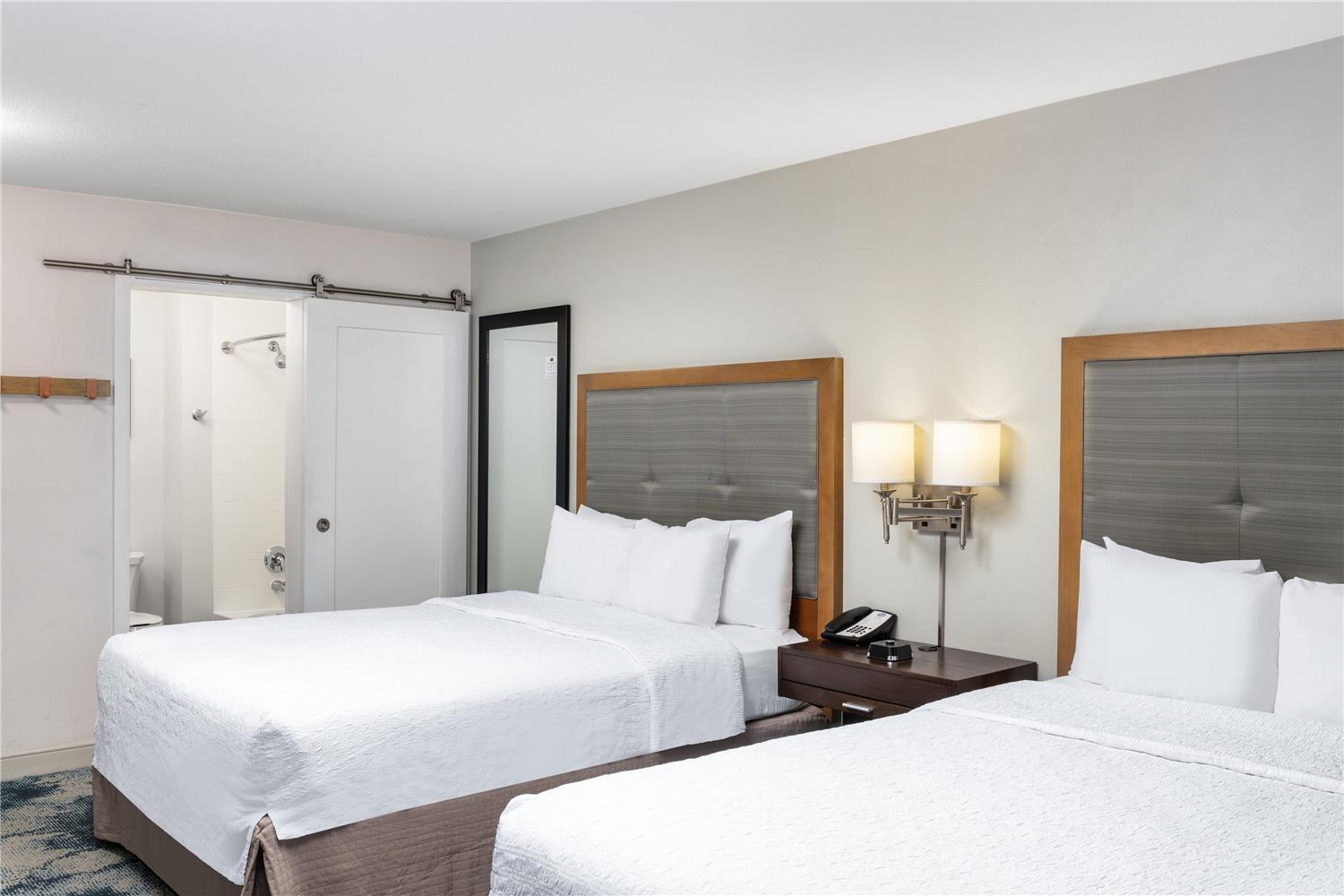 ROOM, 2 QUEEN BEDS