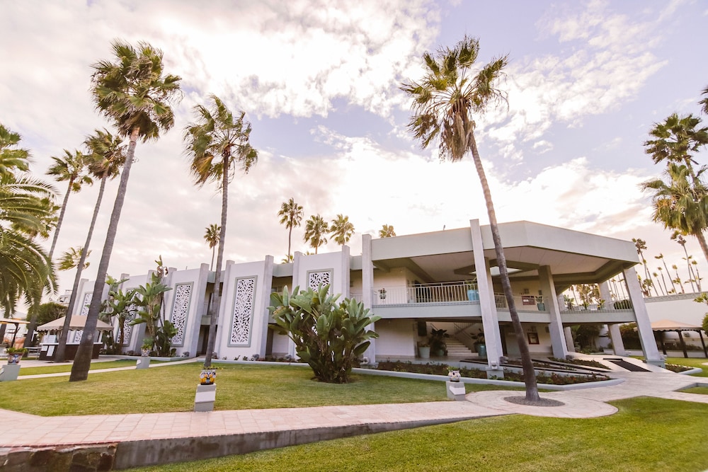 Estero Beach Hotel & Resort 66/70