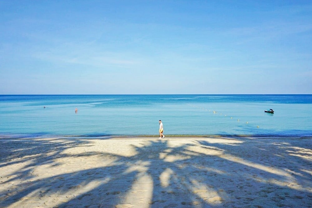 Fair House Beach Resort & Hotel 72/77