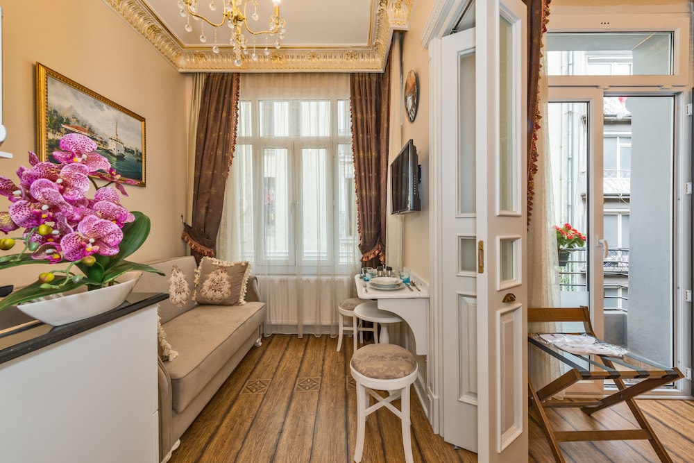 IQ HOUSES APARTMENT 28/44