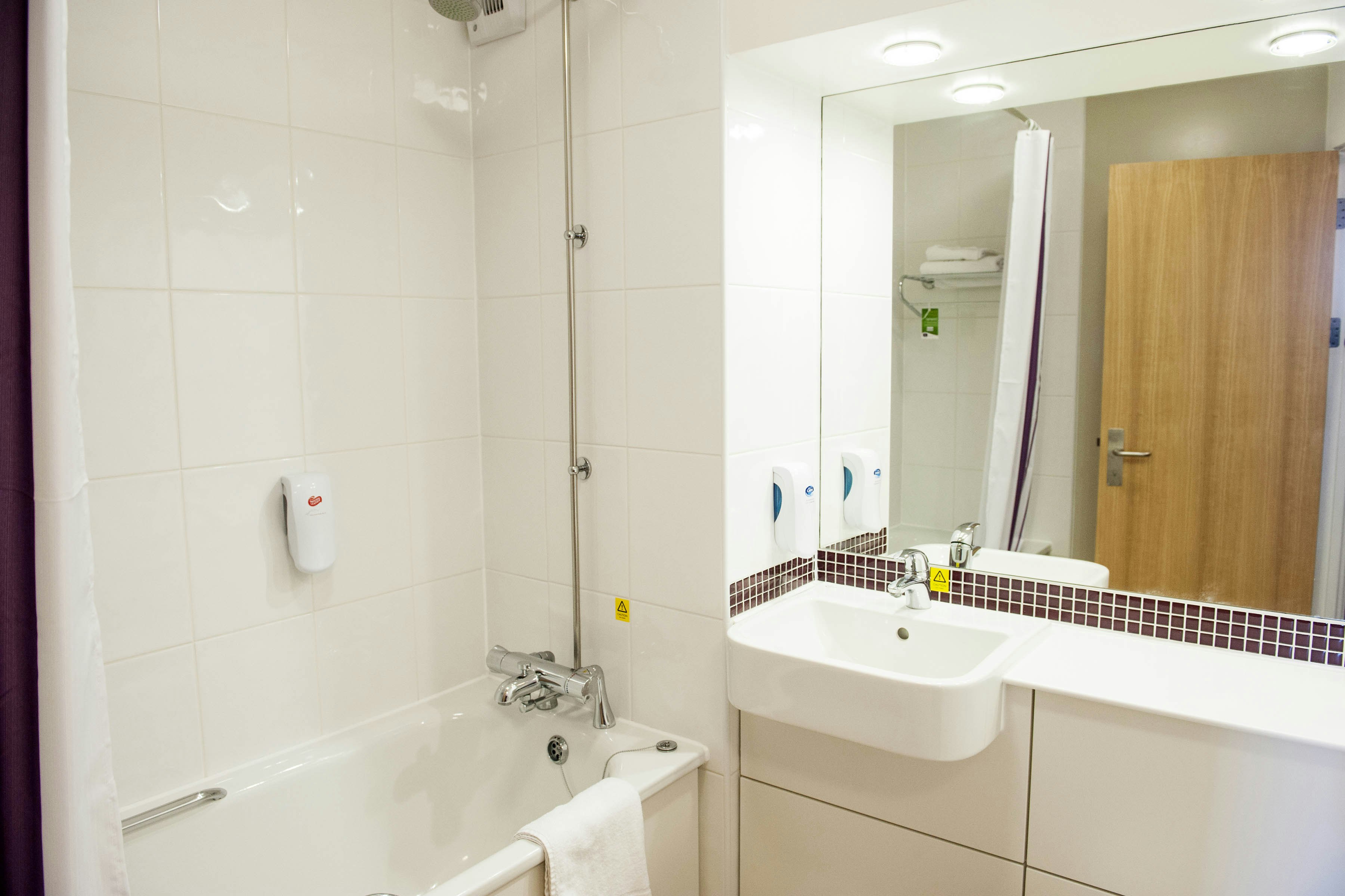 Premier Inn Dorchester 22/24