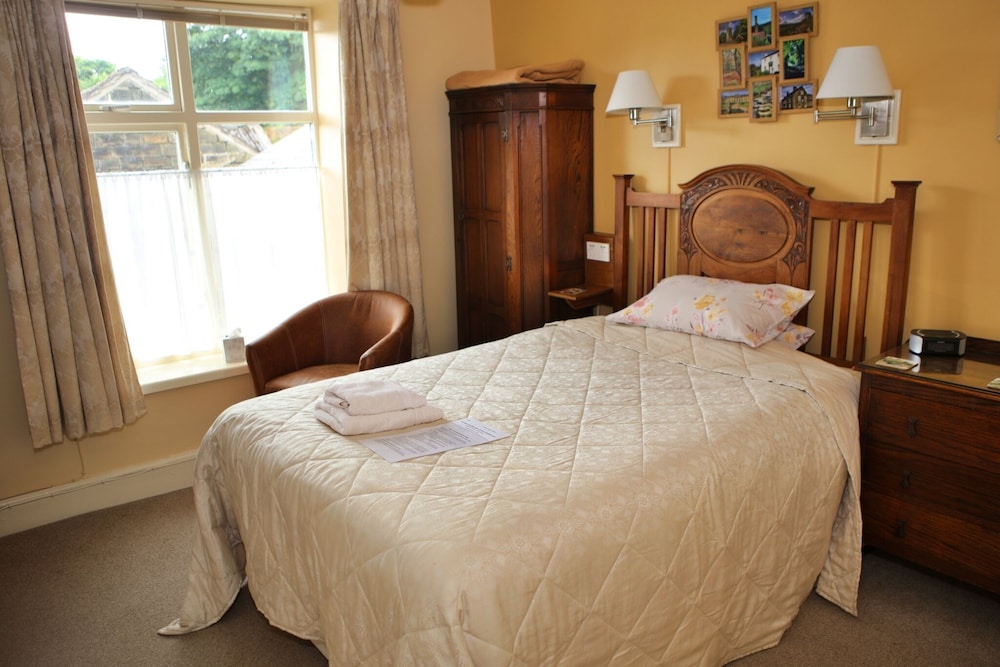 Wortley Cottage Guest House 15/58