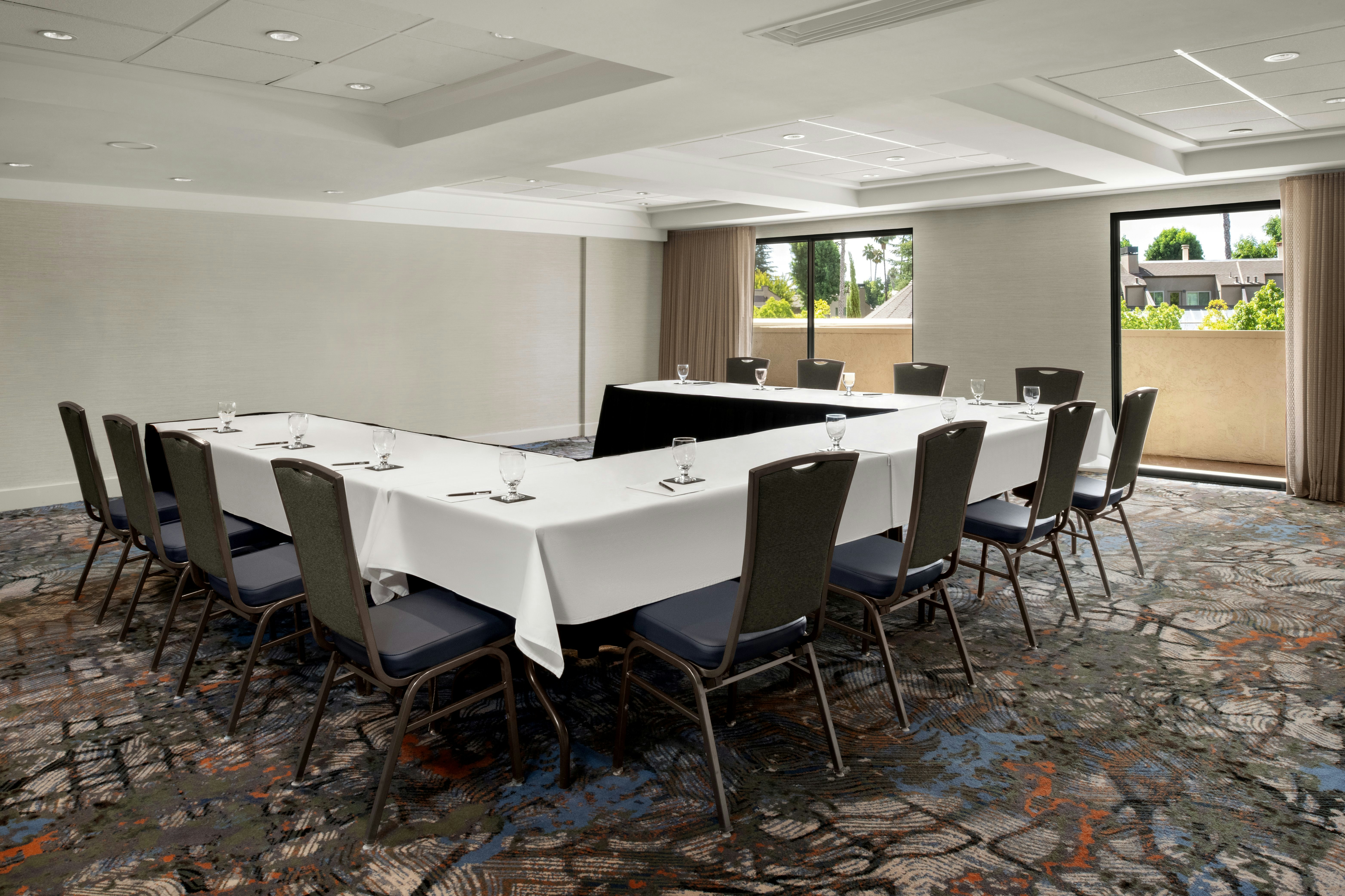 Hilton Stockton 47/51