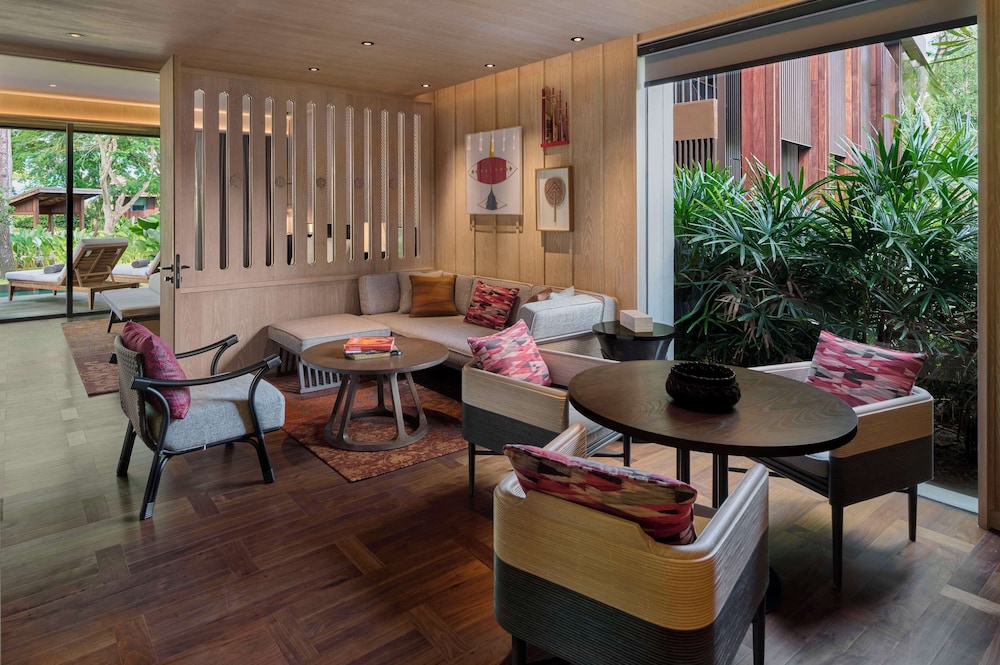 Andaz Pattaya Jomtien Beach 32/50