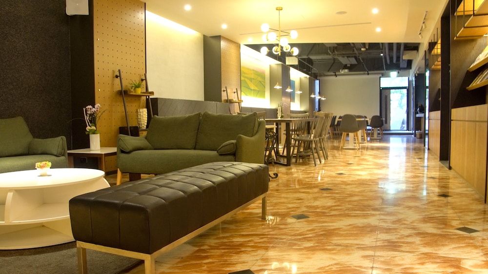 Hub Hotel 43/57