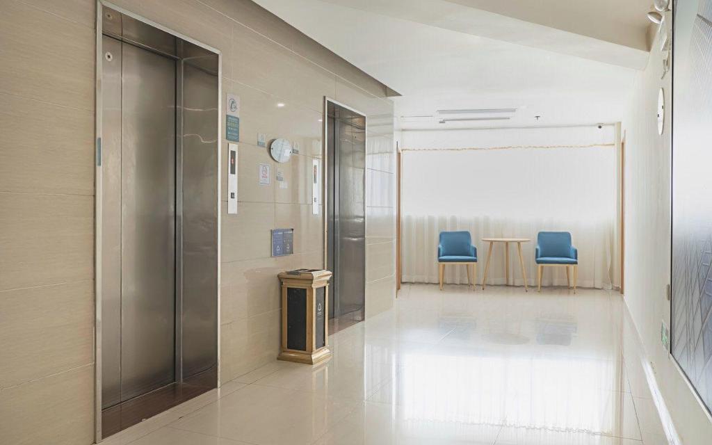 City Comfort Inn (Guangzhou Dashi Metro Station) 35/55