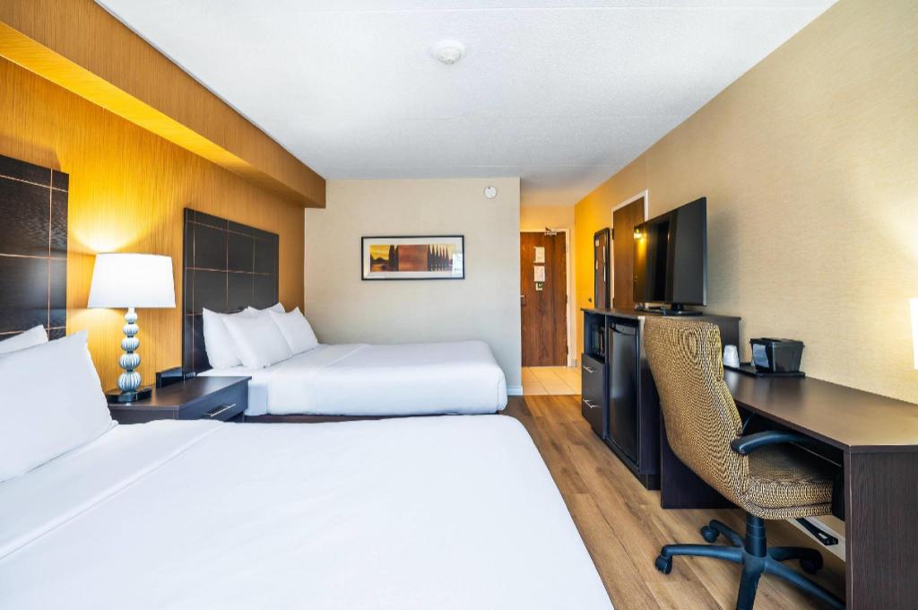 Upgrade, 2 Queen Beds